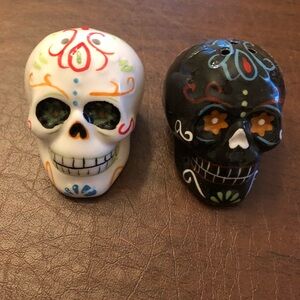 "Day of the Dead" set of salt and pepper shakers
